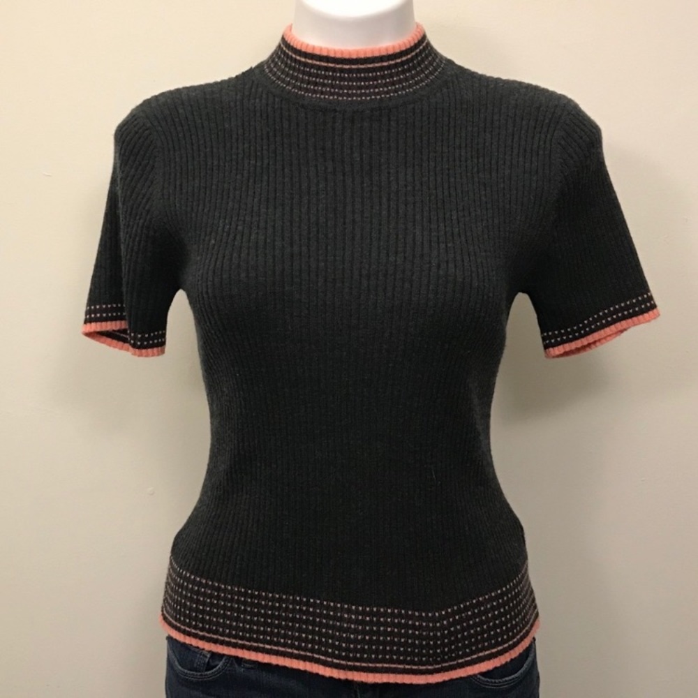 Tahari Short Sleeve Knit Top